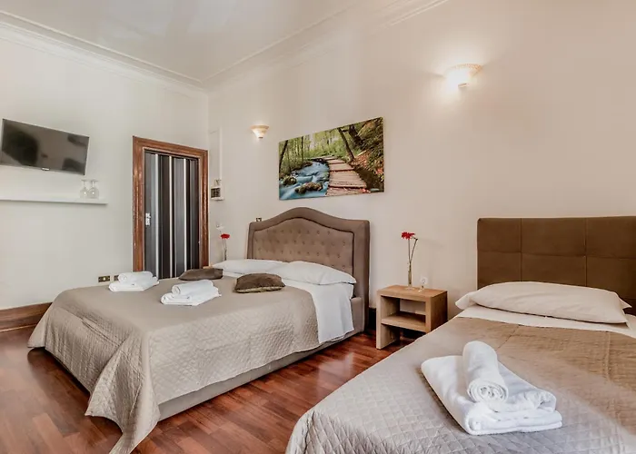 Ariana Luxury 4* רומא